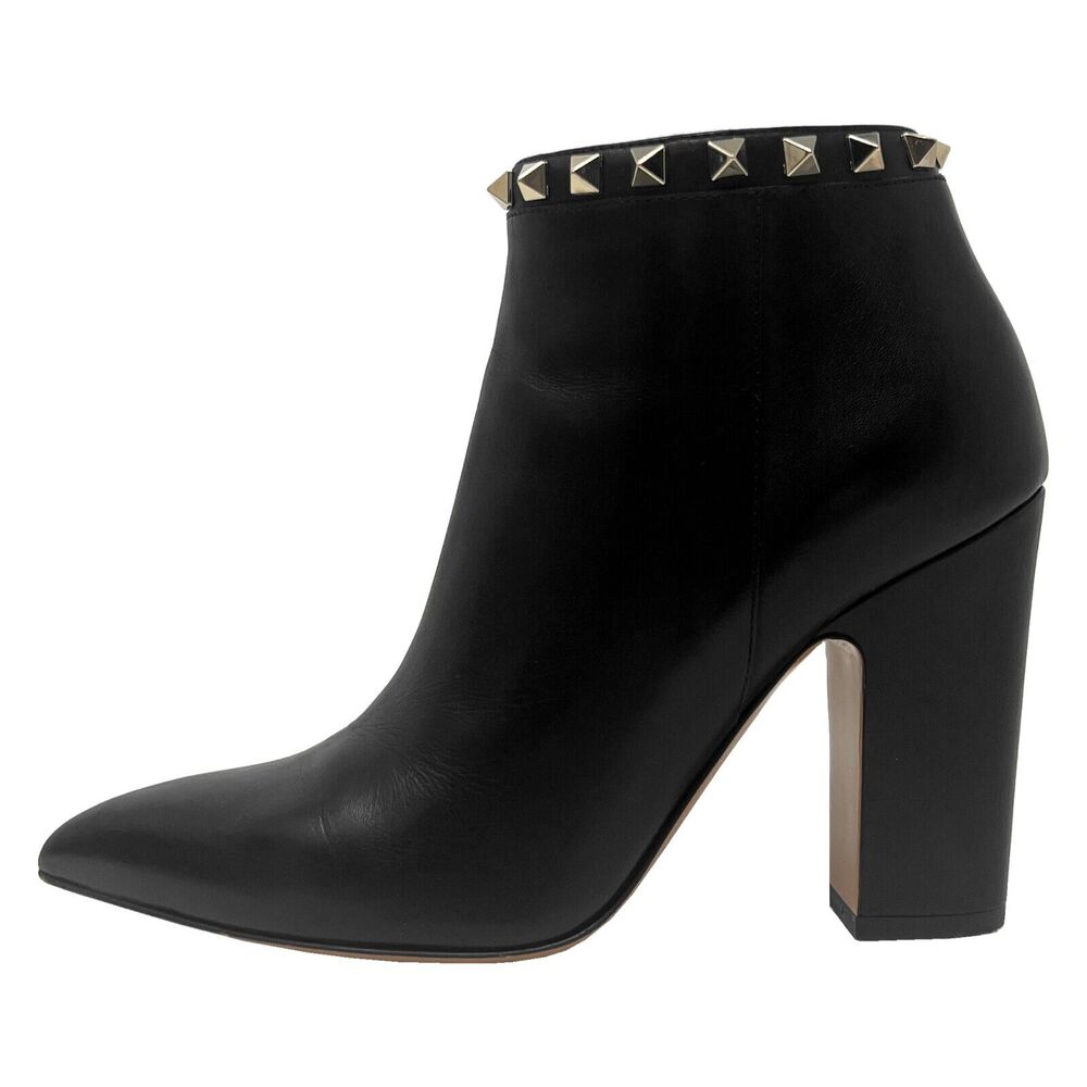 Valentino Garavani Black Rockstud‎ Leather Ankle Boots – Size 37.5